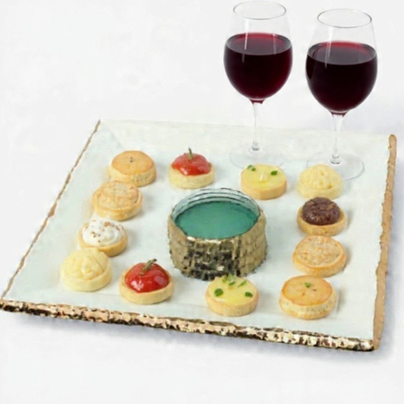 Annieglass Cake Stand - Edgey square cake stand with 24k gold trim, New - Picture 4 of 10